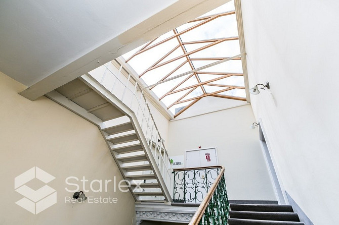 Iznomā biroja telpas Rīgas centrā prestižā jūgendstila ēkā Citadeles ielā 2 (blakus Rīga - foto 13