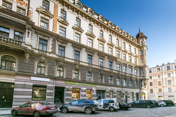 Iznomā frizētavai/skaistumkopšanas salonam piemērotas komercplatības Rīgas centrā blakus Rīga - foto 1