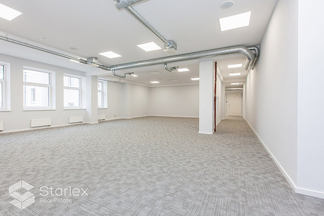 Riverside Offices - svaigi renovēta biroju ēka Daugavas krastā.Pieejams atvērta plānojuma Rīga - foto 12