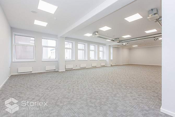 Riverside Offices - svaigi renovēta biroju ēka Daugavas krastā.Pieejams atvērta plānojuma Rīga - foto 10