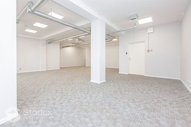 Riverside Offices - svaigi renovēta biroju ēka Daugavas krastā.Pieejams atvērta plānojuma Rīga - foto 15