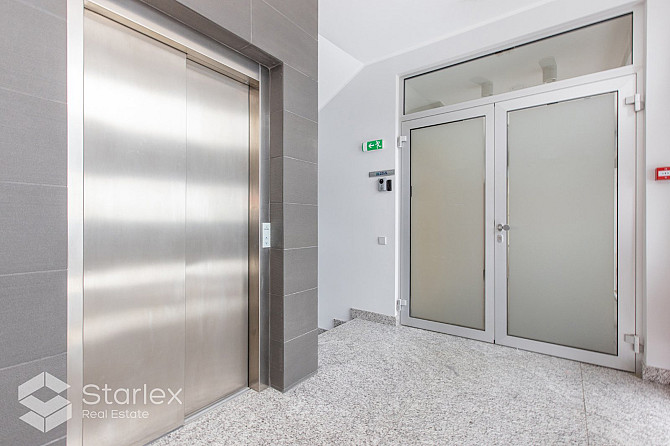 Iznomā biroju divos līmeņos ar plašu privāto terasi Mārupē.  Kopēja platība 482 m2  Birojs Mālpils pagasts - foto 17