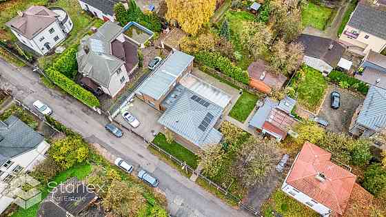 Продается отличное имущество с двумя отдельными домами, расположенный на тихой Рига