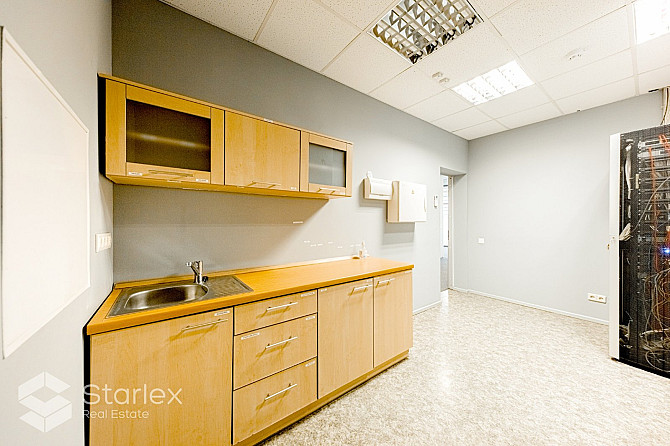 Nomai tiek piedāvāts gaišs birojs mūsdienīgajā B+ klases biroju ēkā Rīgā, Ulbrokas ielā 23, Purvciem Рига - изображение 7