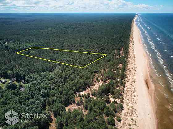 Pārdod zemes īpašumu ar kopējo platību 3,79 ha Mazirbē, pirmajā līnijā no jūras. Lielisks zemes gaba Talsi un novads