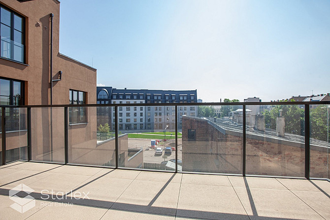 Lieliskais dzīvojamais kvartāls Lofts & Rosegold Rīgas Klusajā centrā ir spilgts dažādu Rīga - foto 12