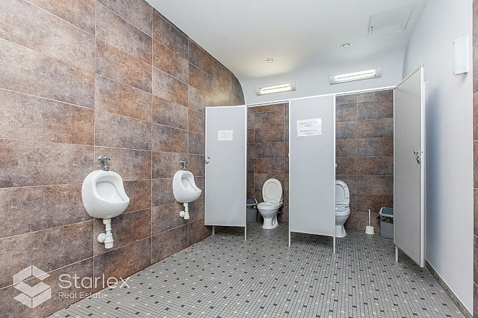 Moderna biroju ēka. Biroju ēka atbilst augstas klases biroju prasībām- ventilācijas un Rīga - foto 19