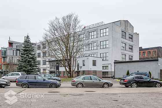 Tiek piedāvātas uz nomu modernas telpas "Krasta biroji" biroju ēkā, Mazā krasta ielā 83.
Moderns bir Рига