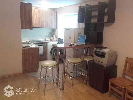 Квартира-студия. Стильная и стильная однокомнатная квартира на пятом этаже с Rīga