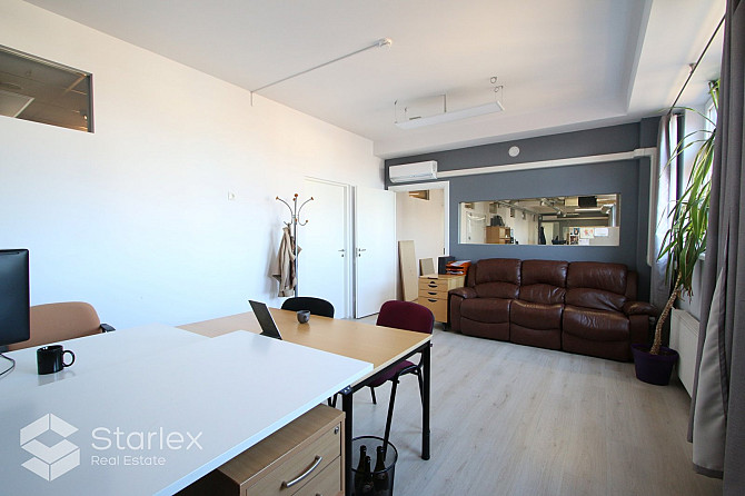 Iznomā biroja telpas centrā  Elijas ielā 17.  Birojs izvietots ēkas 6.stāvā.  Kopējā platība 361.5 m Рига - изображение 18