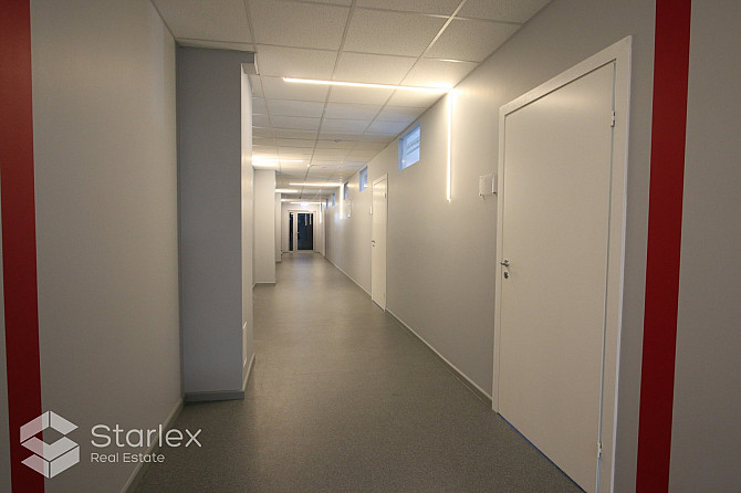 Iznomā biroja telpas centrā  Elijas ielā 17.  Birojs izvietots ēkas 6.stāvā.  Kopējā platība 361.5 m Рига - изображение 15