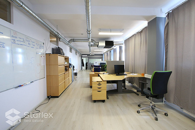 Iznomā biroja telpas centrā  Elijas ielā 17.  Birojs izvietots ēkas 6.stāvā.  Kopējā platība 361.5 m Рига - изображение 1