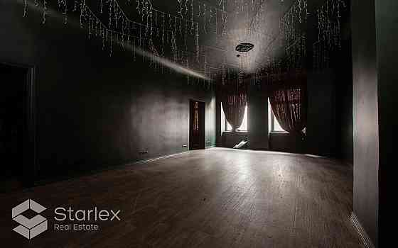 Pārdod autonomu ēku Jēkaba ielā 3/5, (blakus Doma laukumam).
Īpašums uz doto brīdi ir atbrīvots no n Rīga