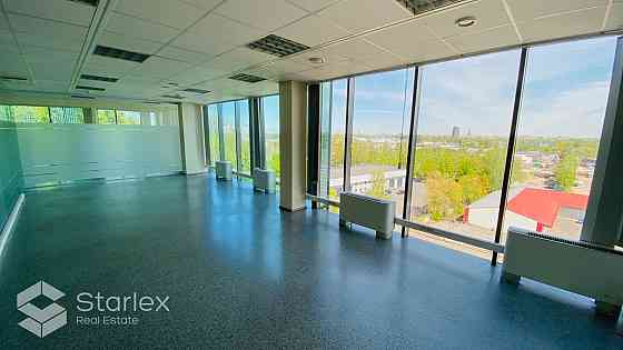 Светлое, современное офисное помещение класса А. Высококлассное офисное здание. Rīga