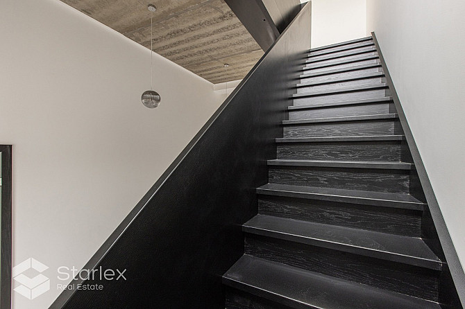 Pilna apdare - 4 istabu townhouse māja Mārupes vidū ar terasi un balkoniem, sava zaļā Mālpils pagasts - foto 8