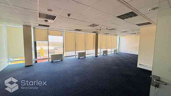 Офисное помещение с панорамным видом на Даугаву и Ригу. Высокий этаж. Офисное Rīga