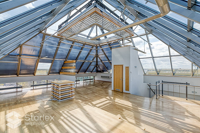 Modernas biroja telpas ar panorāmas skatu uz Rīgu.Augstas klases biroju ēka. Ēkā ir piespiedu Rīga - foto 1