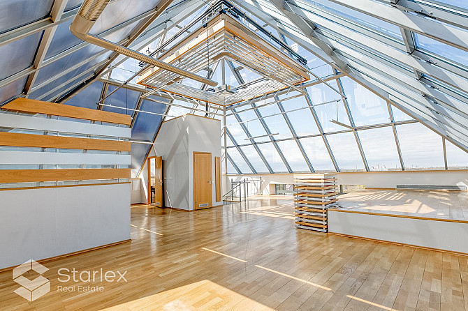 Modernas biroja telpas ar panorāmas skatu uz Rīgu.Augstas klases biroju ēka. Ēkā ir piespiedu Rīga - foto 3