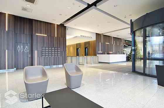 Новое - современное офисное здание в районе улицы Краста, недалеко от центра Rīga