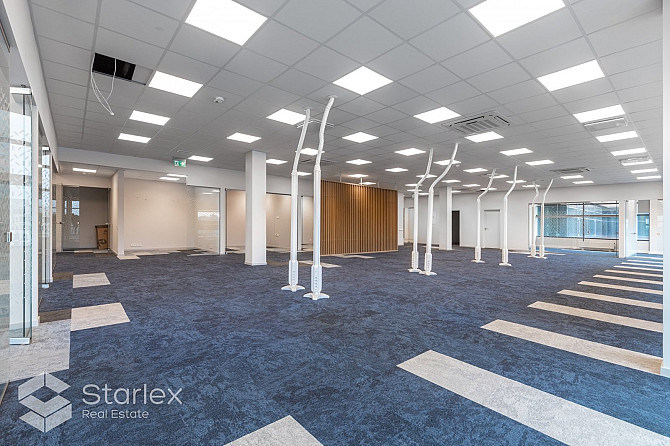 Birojs ar savu privāto terasi - 120 m2.Moderns biznesa komplekss, kas atrodas Pārdaugavā, Rīga - foto 9