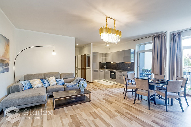 Pārdošanā lielisks, 112m plašs 4-istabu dzīvoklis Jūrmalā, kluba mājas tipa projektā Jūrmala - foto 1