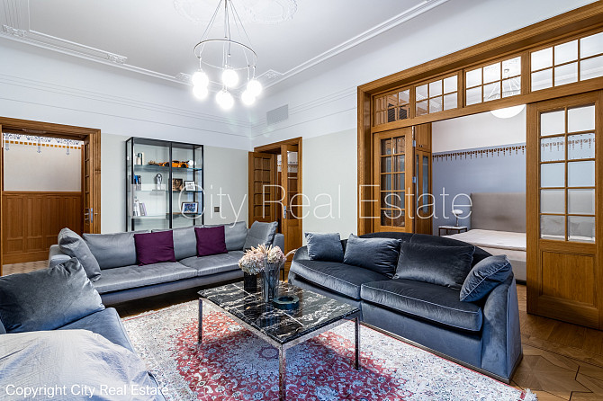 Fasādes māja, renovēta māja, slēgts pagalms, vieta automašīnai, ieeja no ielas un pagalma, Rīga - foto 17