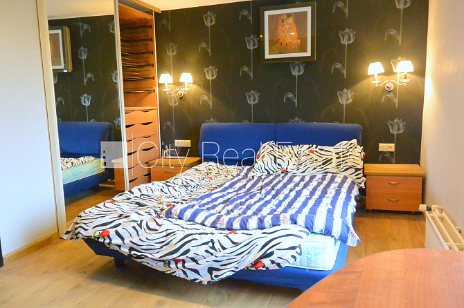 Zeme īpašumā, pagalma ēka, mainīts Jumta segums, ķieģeļu mūra sienas, labiekārtota Rīga - foto 15