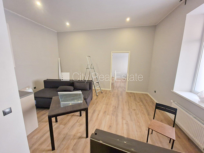 Pagalma ēka, renovēta māja, slēgts pagalms, ieeja no ielas un pagalma, logi vērsti uz pagalma Rīga - foto 4