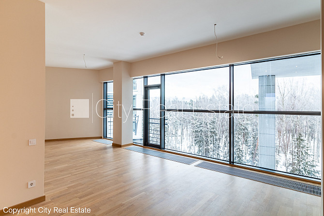 Zeme īpašumā, jaunceltne, monolīta betona sienas, zaļā teritorija, bruģēts piebraucamais Jūrmala - foto 16