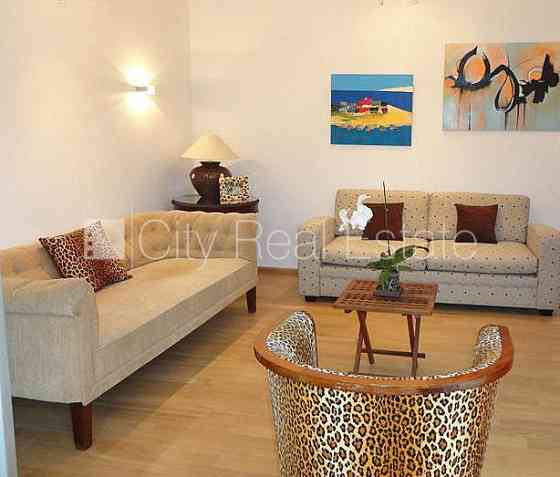 Новостройка, благоустроенная озеленённая территория, закрытая территория, место Rīga