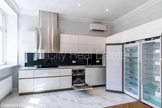 Новостройка, фасадный дом, благоустроенная озеленённая территория, место для Jūrmala