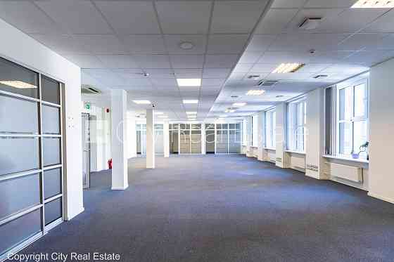 Фасадный дом, реновированный дом, плата за обслуживание одного квадратного метра Rīga