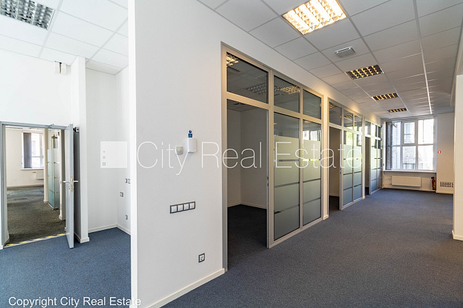 Fasādes māja, renovēta māja, viena kvadrātmetra apsaimniekošanas maksa mēnesī  1,6 EUR, Rīga - foto 5