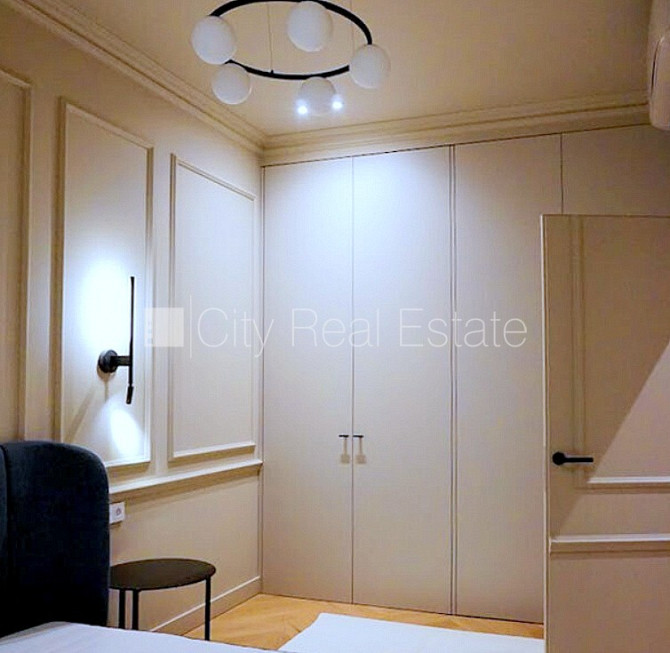 Fasādes māja, renovēta māja, teritorijas iebrauktuves vārti aprīkoti ar automatizētu Rīga - foto 5