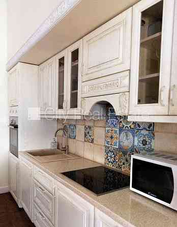 Фасадный дом, реновированный дом, заменены инженерные коммуникации, Rīga