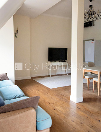 Fasādes māja, renovēta māja, nomainītas inženierkomunikācijas, labiekārtota apzaļumota Rīga - foto 5