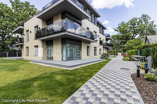 Mansards, logi vērsti mājas abās pusēs, guļamistabu skaits 2 gab., vannas istabu skaits 1 Rīga - foto 16