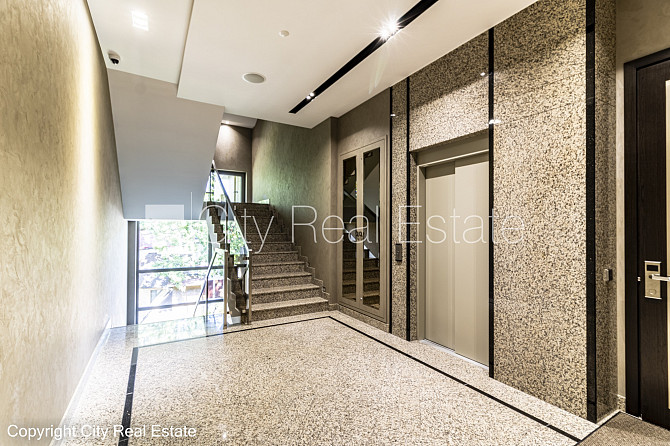 Jaunceltne, labiekārtota apzaļumota teritorija, slēgts pagalms, iežogota teritorija ar metāla Jūrmala - foto 11