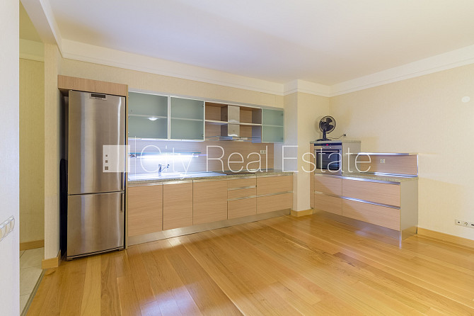 Проект - Panorama Plaza (Панорама Плаза), новостройка, въездные ворота оснащены Рига - изображение 4