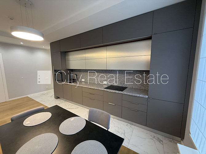 Jaunceltne, ķieģeļu mūra sienas, labiekārtota apzaļumota teritorija, slēgta teritorija, Jūrmala - foto 11