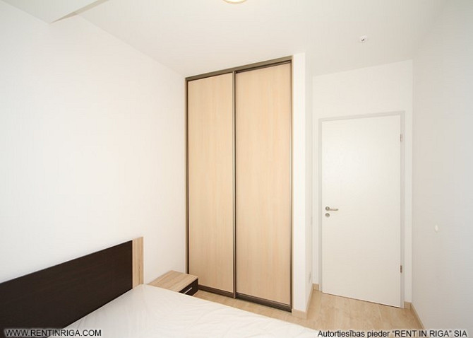 No janvāra īrei tiek piedāvāts lielisks divu istabu studijas tipa dzīvoklis jaunajā projektā Rīga - foto 6