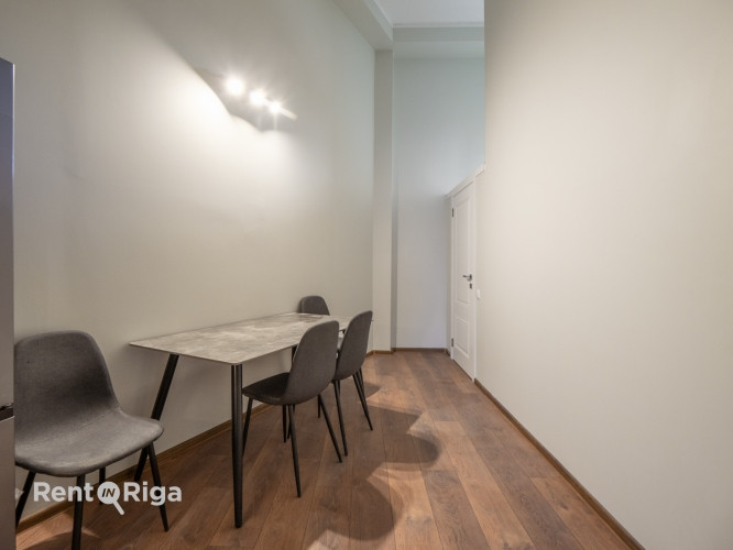 Pieejams unikāls lofta tipa dzīvoklis jaunajā projektā Katolu ielā 11  ar augstvērtīgu Rīga - foto 3