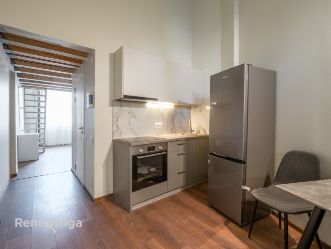 Pieejams unikāls lofta tipa dzīvoklis jaunajā projektā Katolu ielā 11  ar augstvērtīgu Rīga - foto 2