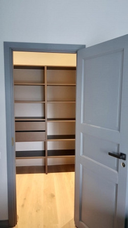 Gaumīgs 2-istabu dzīvokli Rīgas centrā.  Lieliska atrašanās vieta, pastaigas attālumā Rīga - foto 8