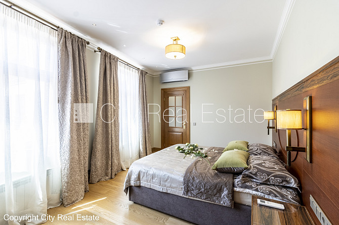 Pagalma māja, renovēta māja, dzīvokļu skaits ēkā  11 gab., slēgts pagalms, garāžas vārti Rīga - foto 13