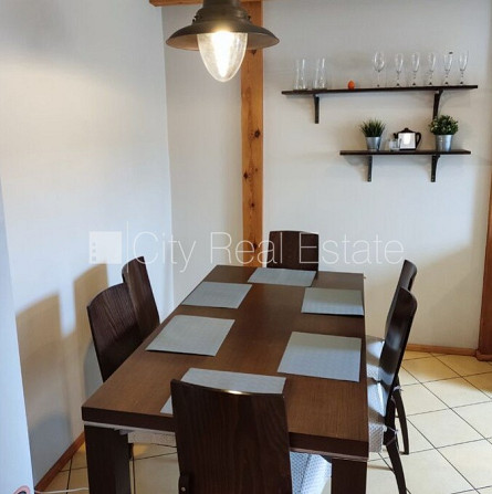 Fasādes māja, ieeja no ielas, mansards, sauna, caurstaigājamas izolētas istabas, augstie Rīga - foto 20