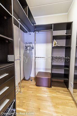 Projekts - Viesturdārza mājas, jaunceltne, slēgts pagalms, vieta automašīnai, pazemes Rīga - foto 7