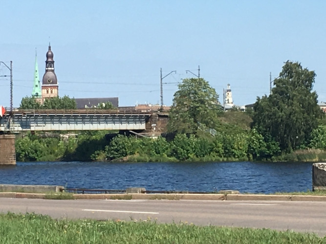 Moderns jauns dzīvoklis ar skatu uz Daugavu, ar balkonu. Dzīvoklis pilnībā skaisti stilīgi Rīga - foto 1