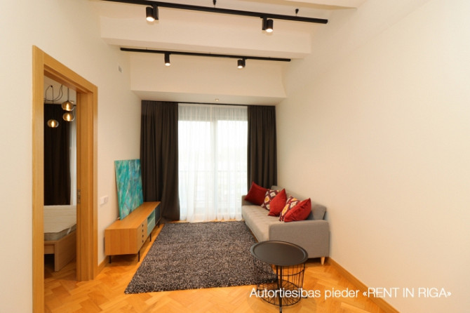 Moderns jauns dzīvoklis ar skatu uz Daugavu, ar balkonu. Dzīvoklis pilnībā skaisti stilīgi Rīga - foto 3