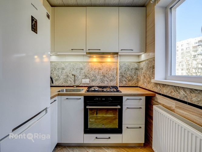 Īrei pieejams 2-istabu dzīvoklis Auru ielā, Imantā - klusā un zaļā rajona daļā.   Dzīvokļa kopējā pl Рига - изображение 5